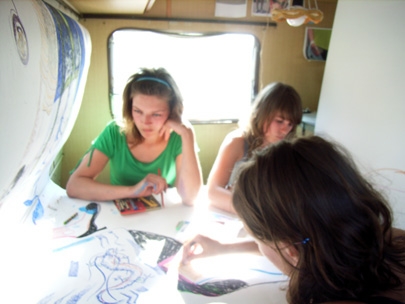 drawing in a caravan at the art-pie