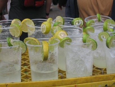 lemon temptation in the street