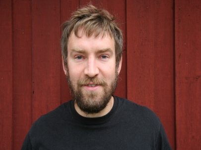 bearded on falu r�d backdrop