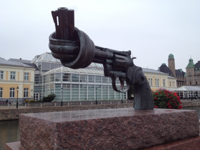 Don't like guns, never did, never will..